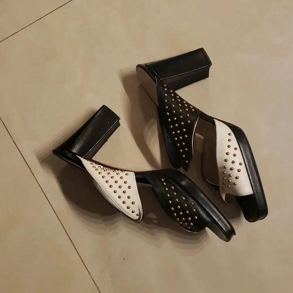 Bruno Magli heels size 6 - Picture 4 of 5